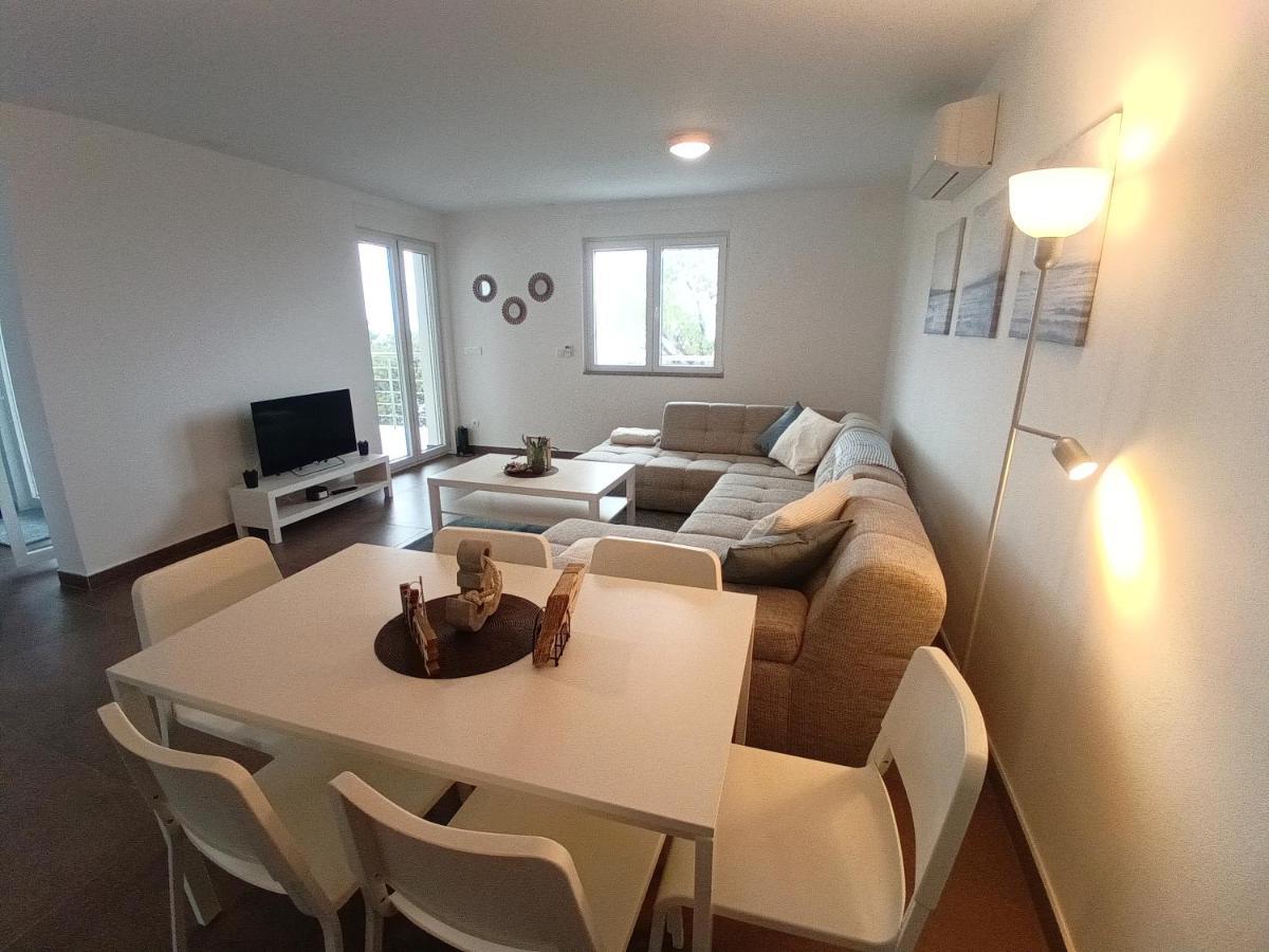 Searenity Pool Suite - Seafront Krmpote-Vodice Экстерьер фото